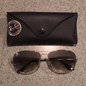 RAY BAN Aviator Sunglasses